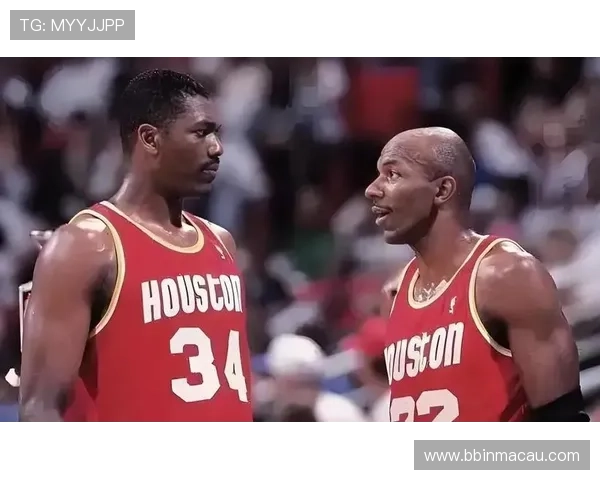 NBA总冠军赔率风云再起争冠格局大洗牌谁将笑到最后登顶荣耀之巅